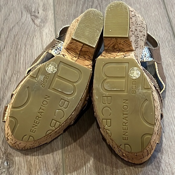 BCBGeneration Edelle Chunky Cork Wedges Platforms Rose Gold Size 7B - Picture 12 of 16